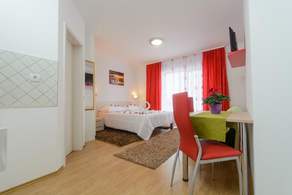Apartments Mijo Trogir Pokoj fotografie